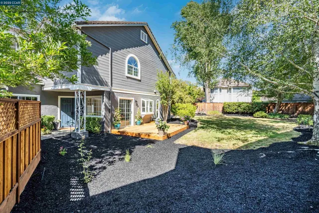 $1,725,000 | 5 Stuart Place, Danville, CA 94526