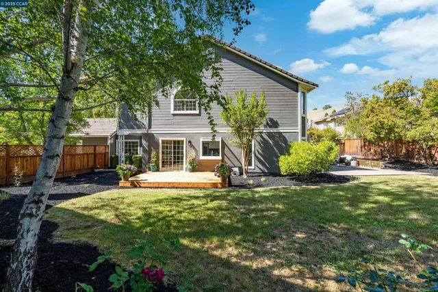 $1,725,000 | 5 Stuart Place, Danville, CA 94526