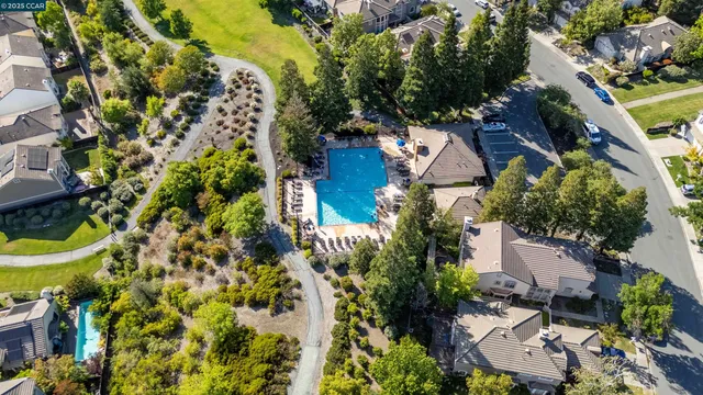 $1,725,000 | 5 Stuart Place, Danville, CA 94526