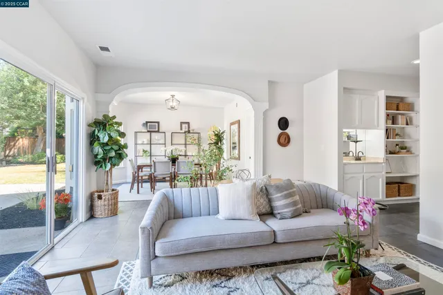 $1,725,000 | 5 Stuart Place, Danville, CA 94526