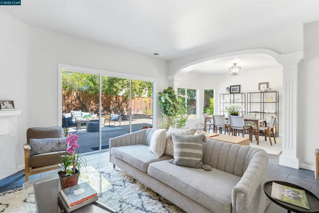 $1,725,000 | 5 Stuart Place, Danville, CA 94526