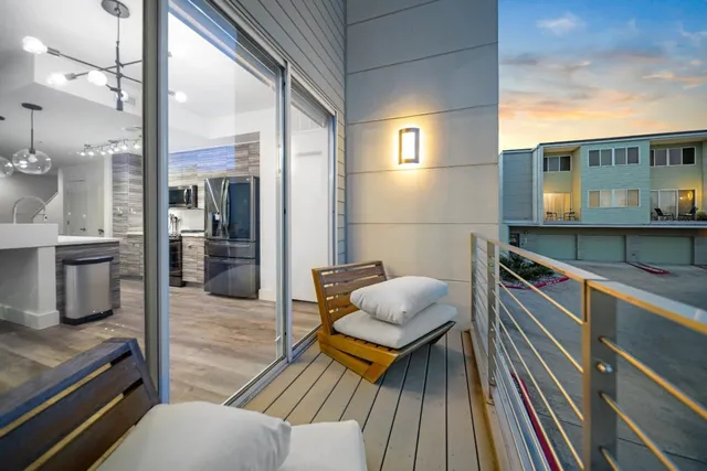 $2,250 | 604 North Bluff Drive, Unit 247, Austin, TX 78745