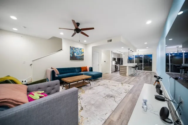 $2,250 | 604 North Bluff Drive, Unit 247, Austin, TX 78745