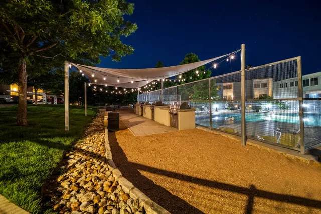 $2,250 | 604 North Bluff Drive, Unit 247, Austin, TX 78745