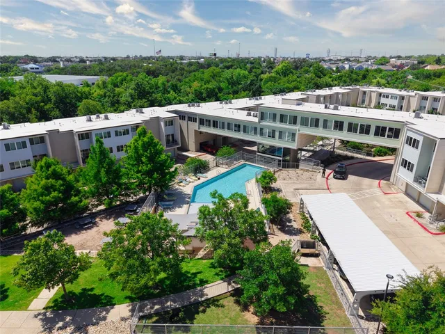 $2,250 | 604 North Bluff Drive, Unit 247, Austin, TX 78745