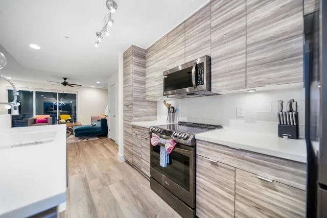 $2,250 | 604 North Bluff Drive, Unit 247, Austin, TX 78745