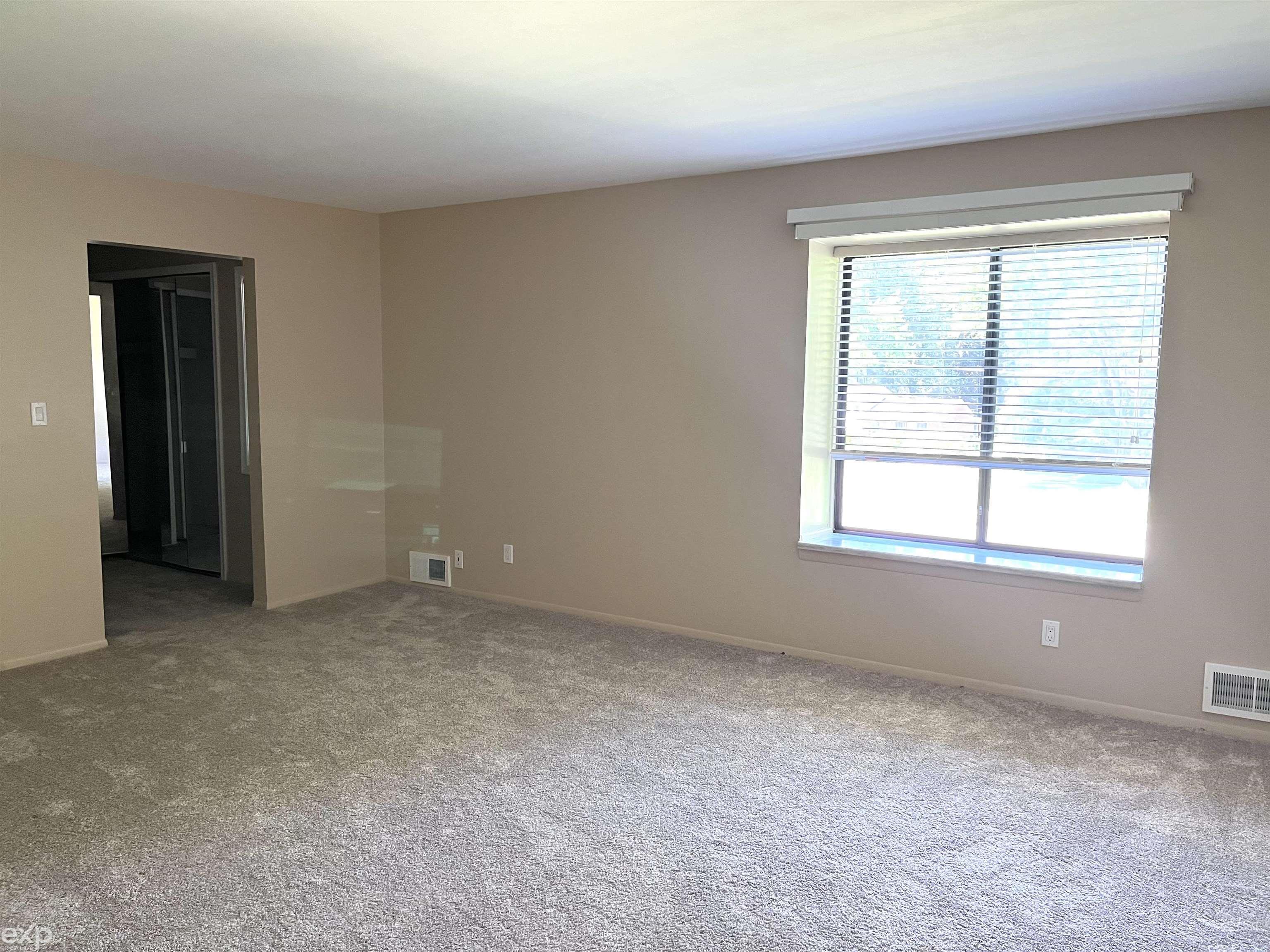 27333 Arborway Road, Unit 50 Southfield, MI 48033 - Photo 9 of 19