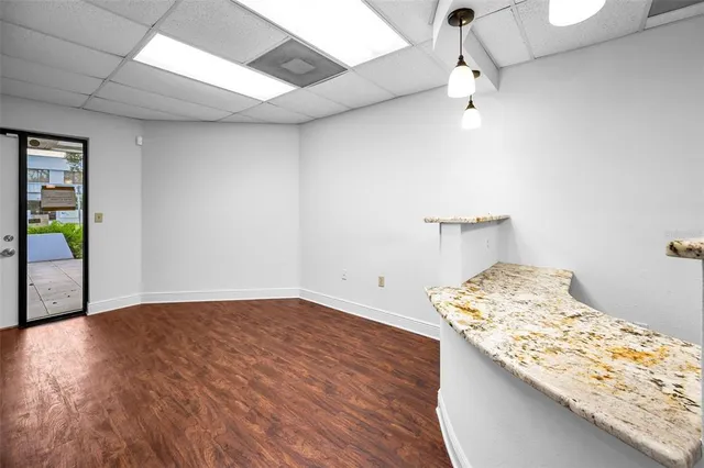 $17 | 4021 Central Avenue, St. Petersburg, FL 33713