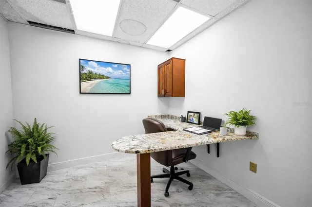 $17 | 4021 Central Avenue, St. Petersburg, FL 33713