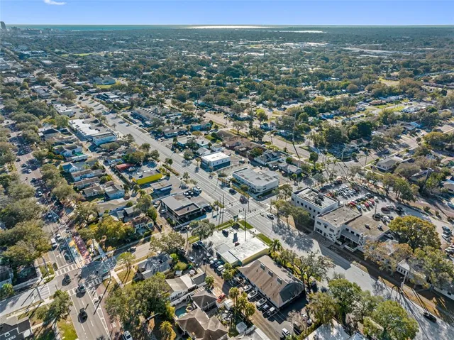 $17 | 4021 Central Avenue, St. Petersburg, FL 33713