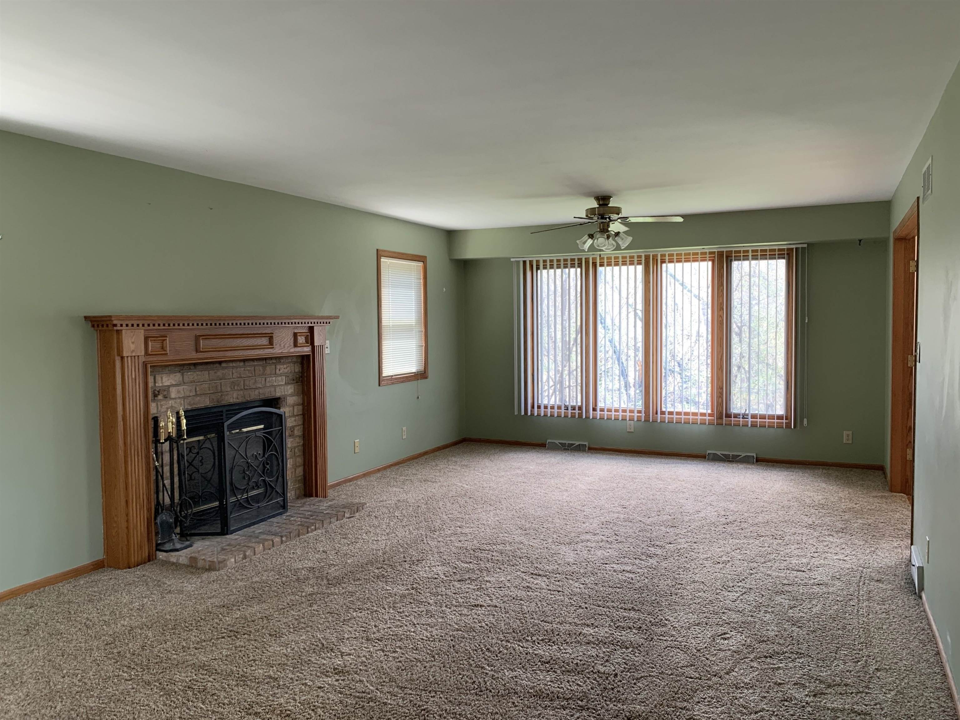 6779 Radburn Lane Greendale, WI 53129 - Photo 24 of 55