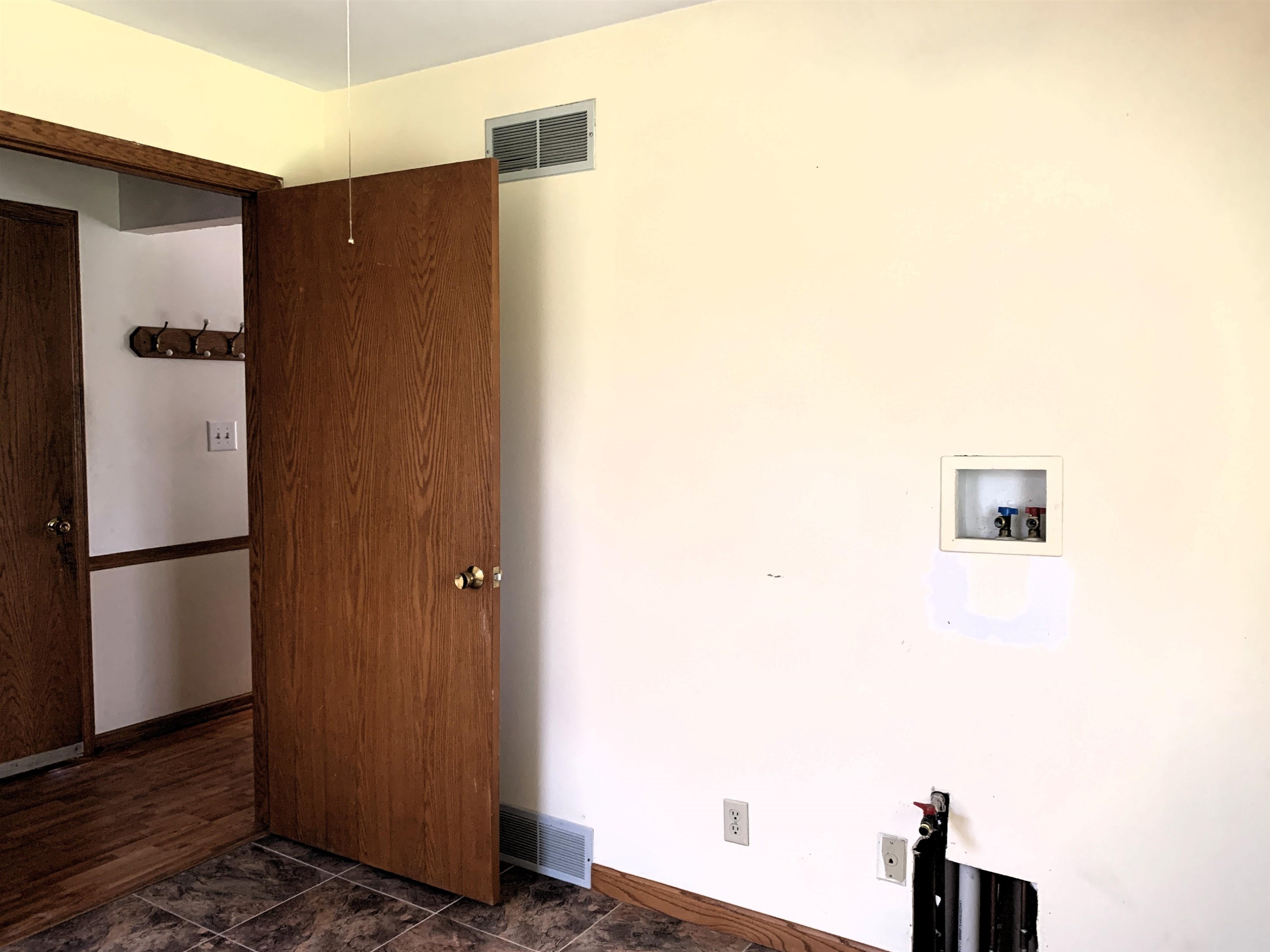 6779 Radburn Lane Greendale, WI 53129 - Photo 28 of 55