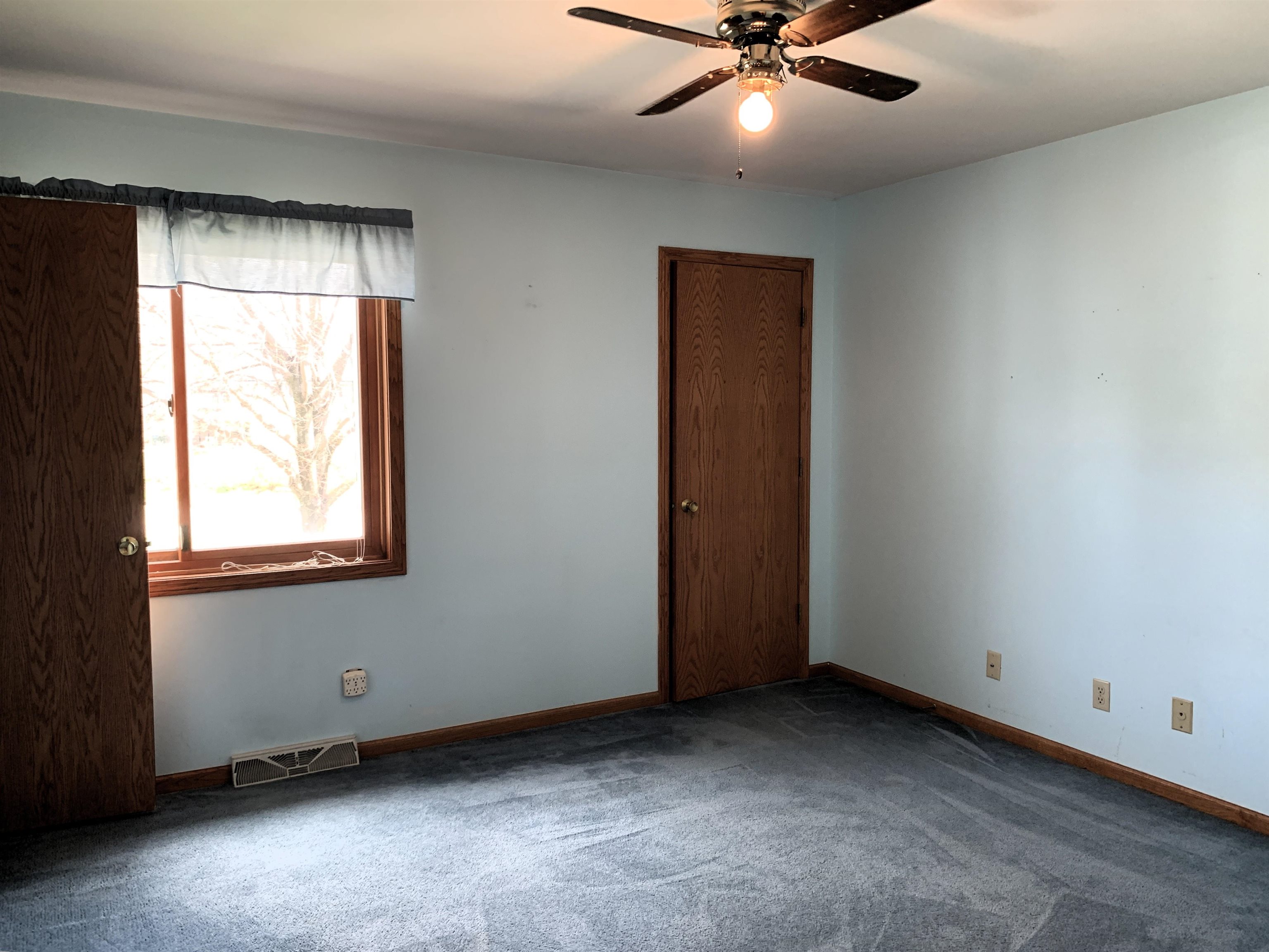 6779 Radburn Lane Greendale, WI 53129 - Photo 31 of 55