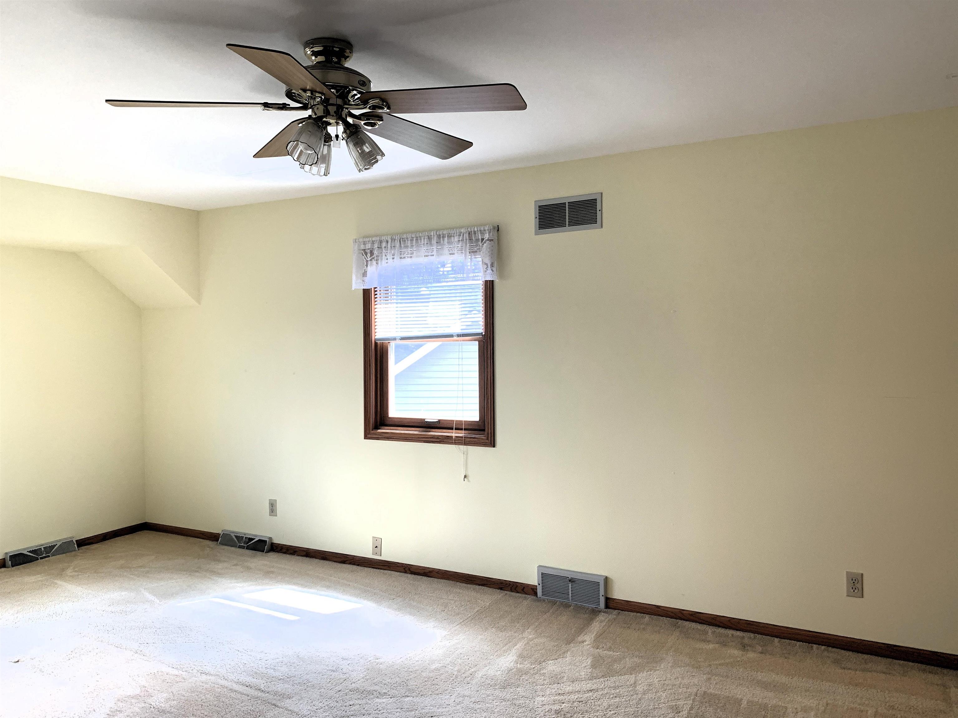 6779 Radburn Lane Greendale, WI 53129 - Photo 37 of 55