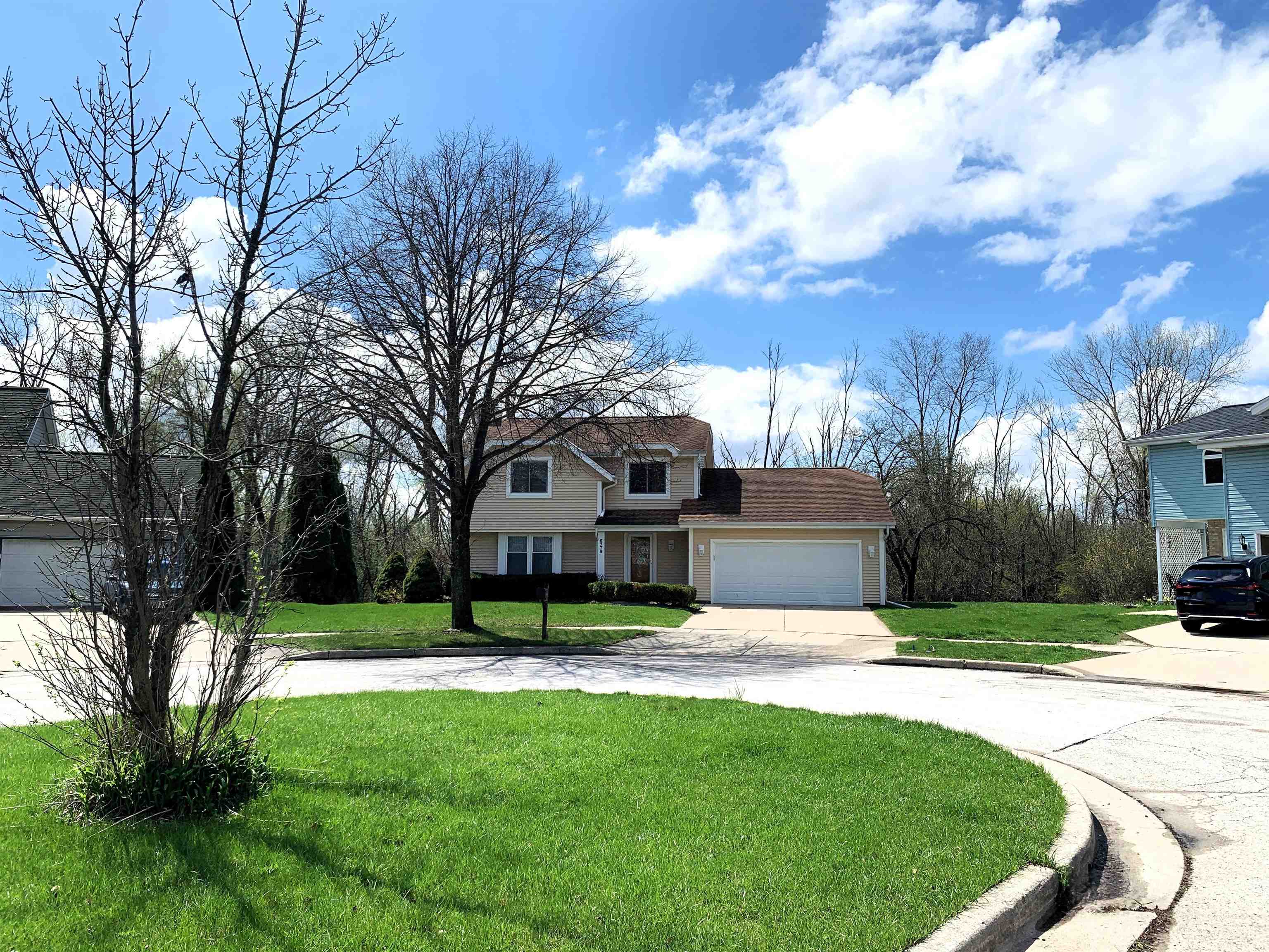 6779 Radburn Lane Greendale, WI 53129 - Photo 7 of 55