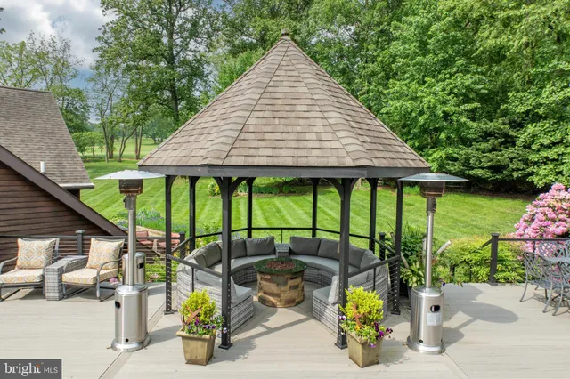 $2,000,000 | 15 Rooster Hill Road, Phoenixville, PA 19460