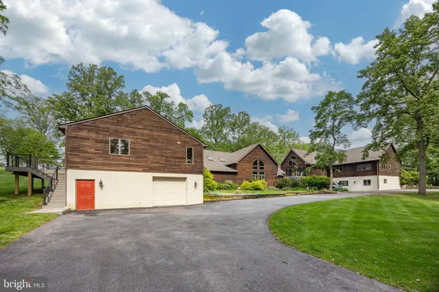 $2,000,000 | 15 Rooster Hill Road, Phoenixville, PA 19460