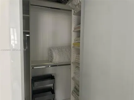 $3,400 | 100 Lincoln Road, Unit 835, Miami Beach, FL 33139