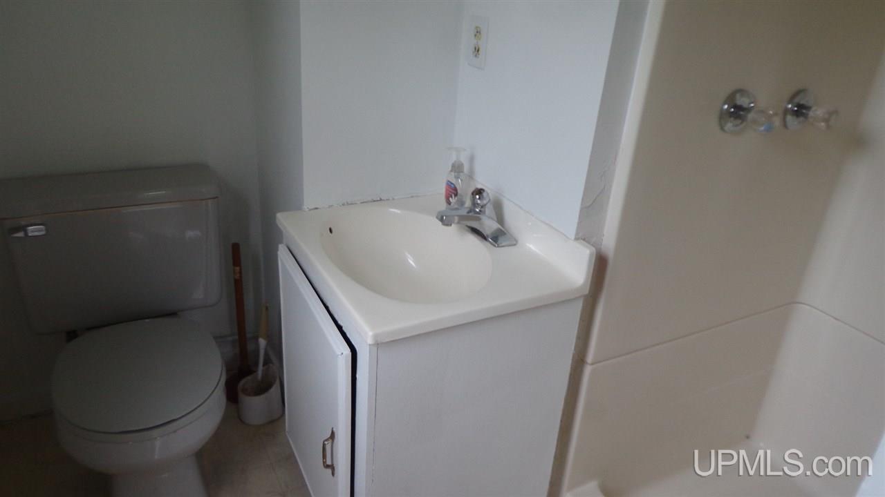 40780 Tapiola Road Chassell, MI 49916 - Photo 8 of 14 Gallery Image 8