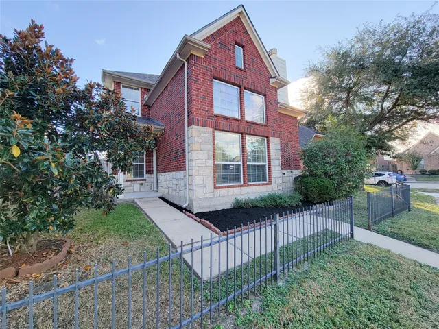 $2,000 | 7243 Crimson Sky Drive, Houston, TX 77083