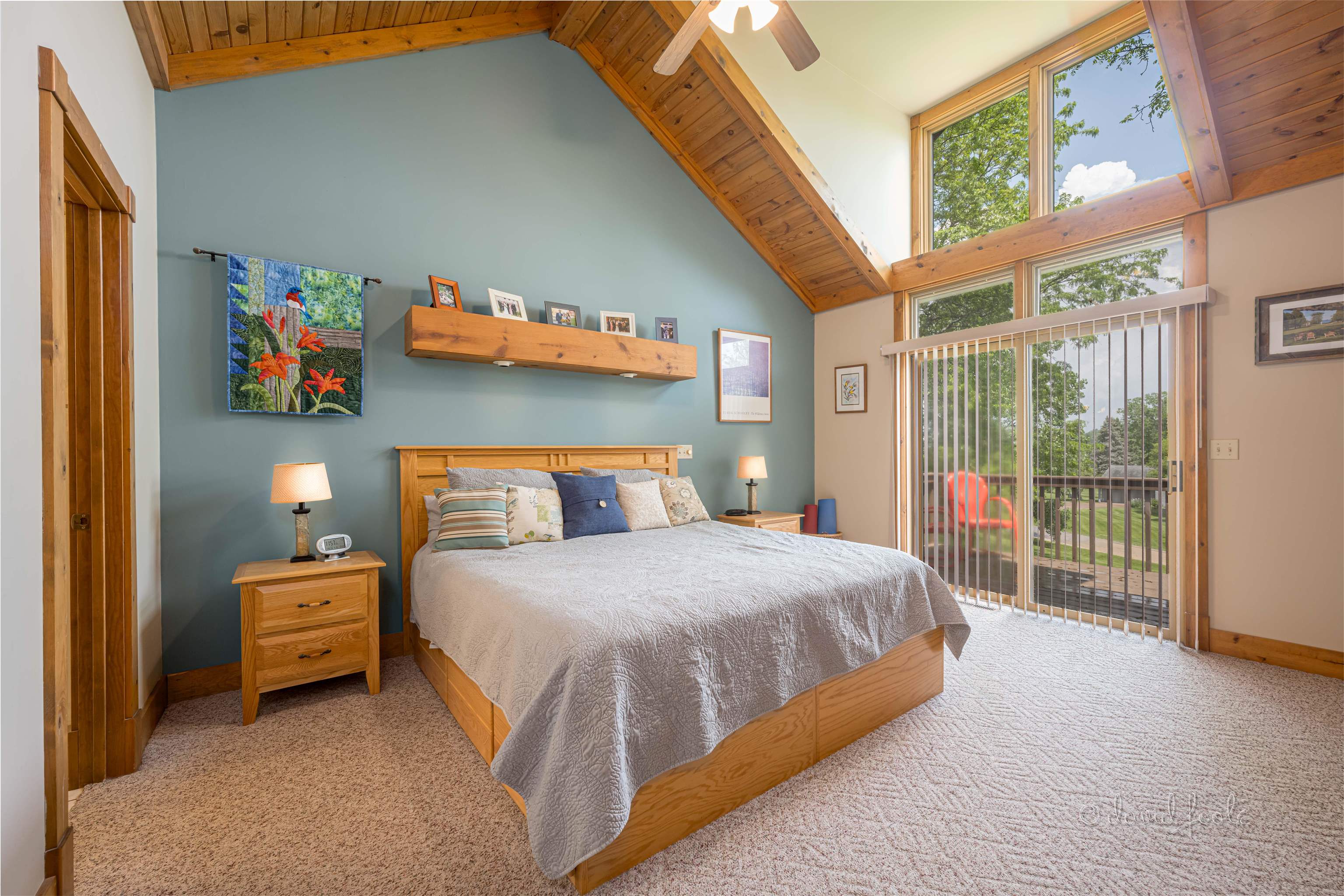 108 West Glen Hollow Road Galena, IL 61036 - Photo 21 of 51 a bedroom with a bed and a window