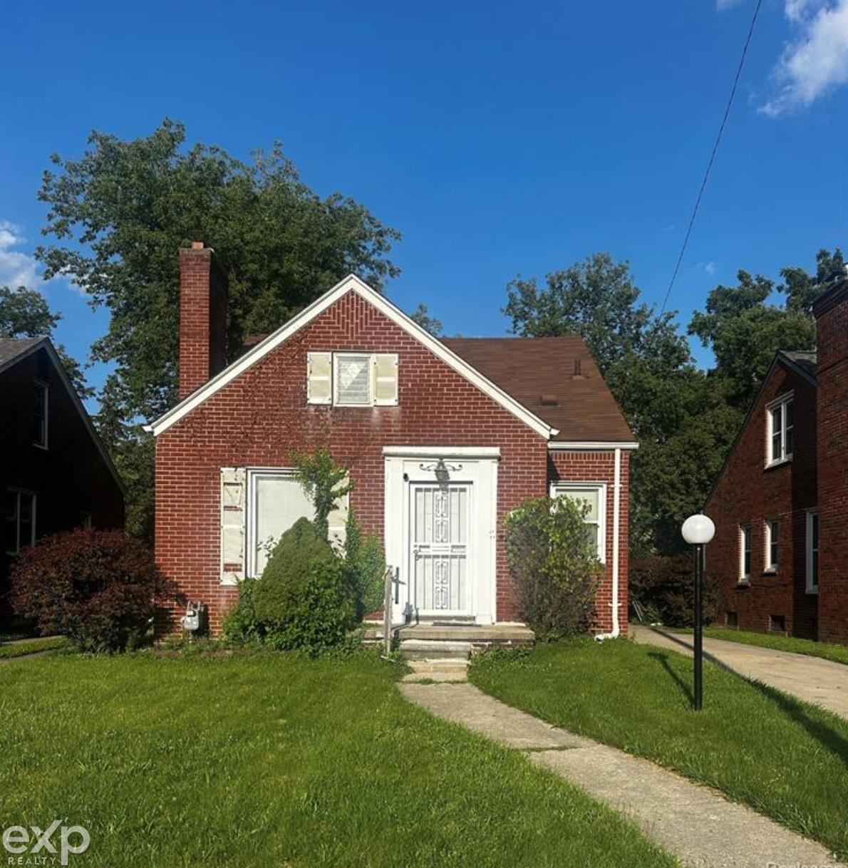 18658 Rutherford Street Detroit, MI 48235 - Photo 1 of 17