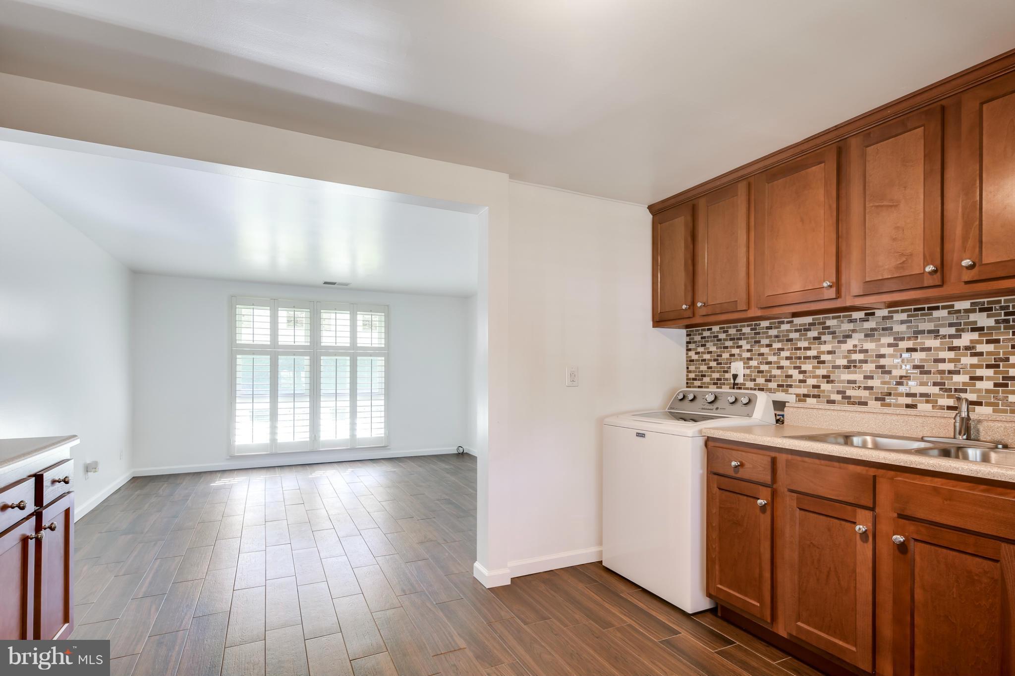 2415 Alma Road Baltimore, MD 21227 - Photo 4 of 28 Interior (General)