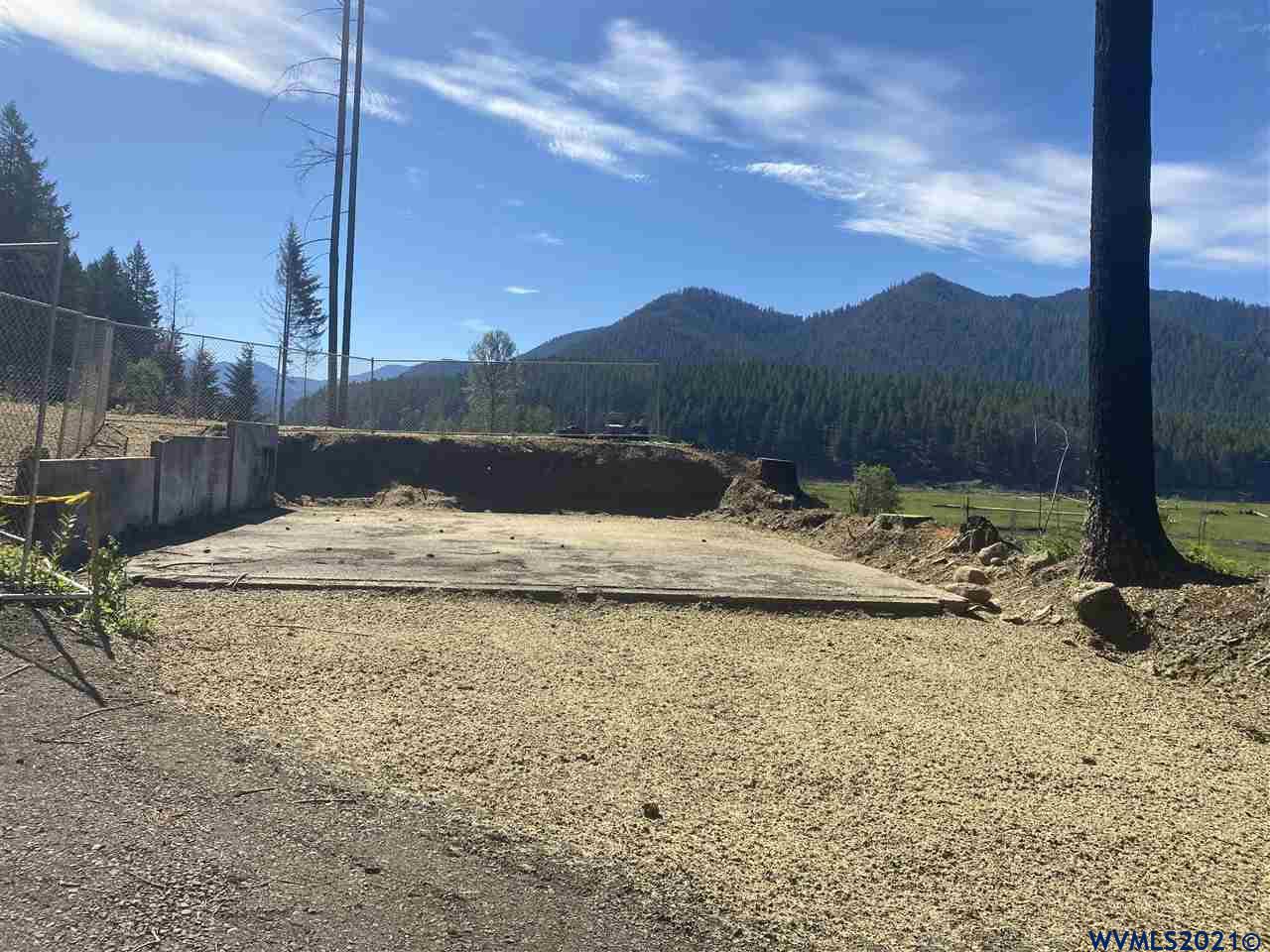 320 Detroit Road South Detroit, OR 97342 - Photo 3 of 6