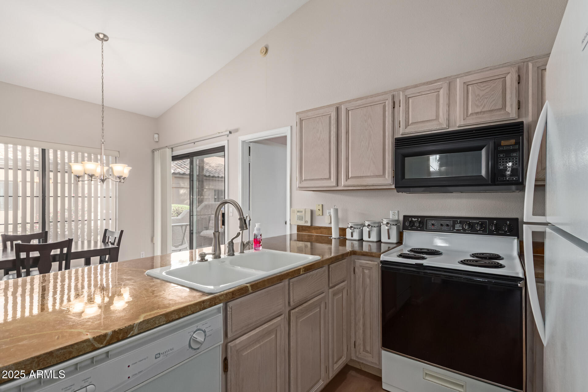 14300 West Bell Road, Unit 266 Surprise, AZ 85374 - Photo 11 of 26 11 - Bell