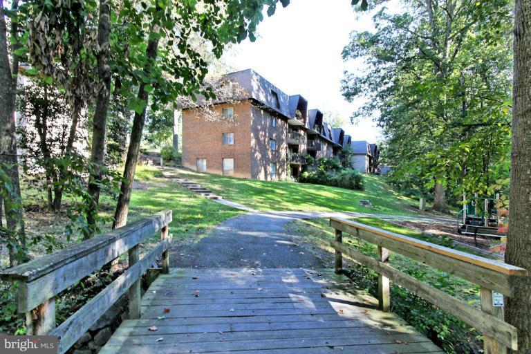 11625 Vantage Hill Road, Unit 11C Reston, VA 20190 - Photo 25 of 26 Exterior (General)