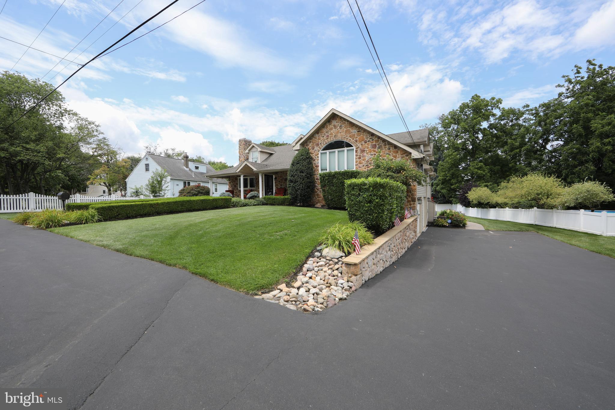 516 Moreboro Road Hatboro, PA 19040 - Photo 3 of 76 Gallery Image 3