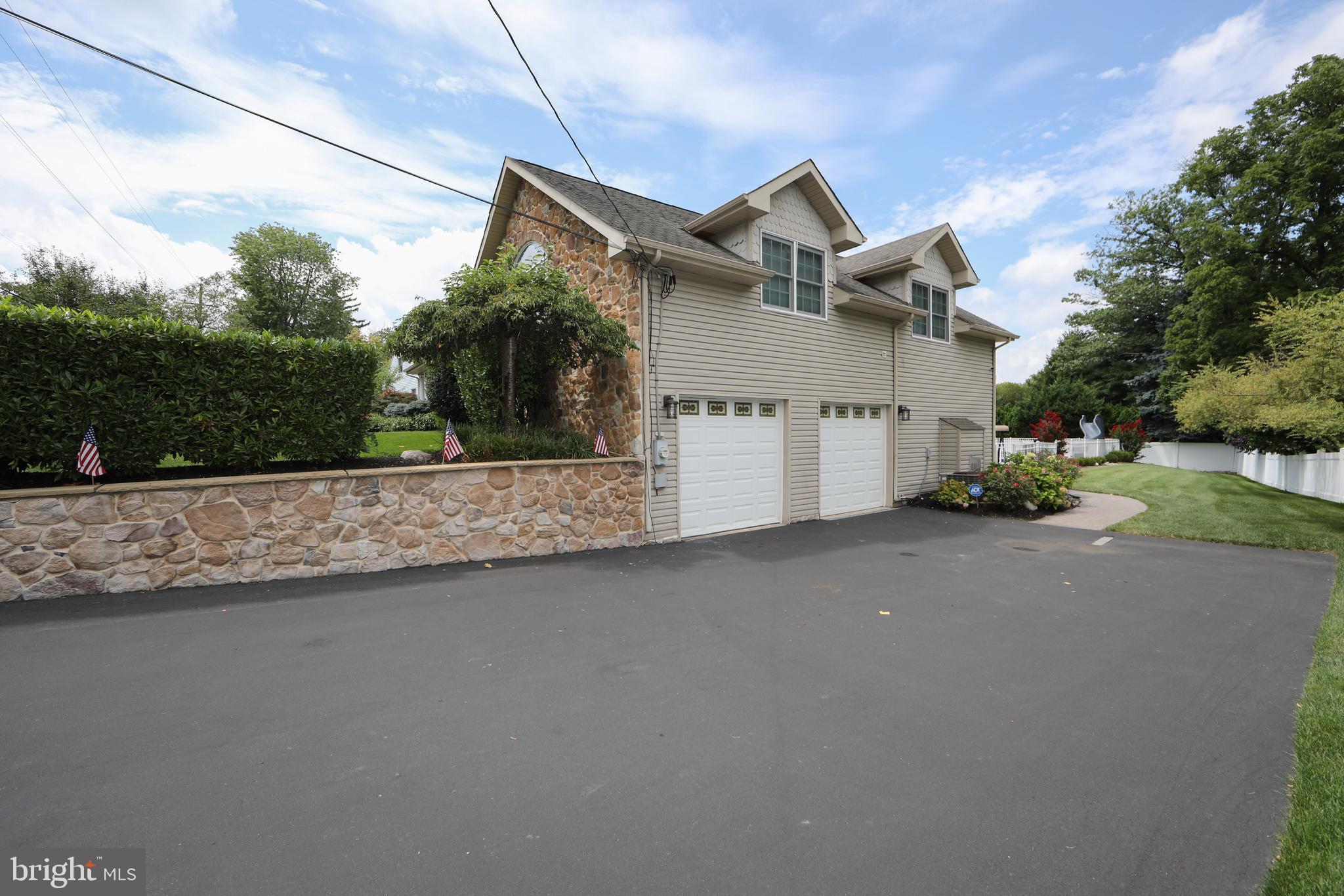 516 Moreboro Road Hatboro, PA 19040 - Photo 4 of 76 Gallery Image 4