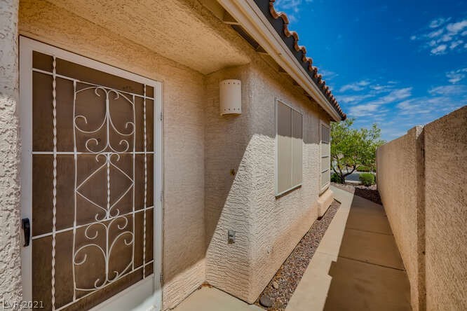 2113 Hidden Ranch Terrace Henderson, NV 89052 - Photo 4 of 50 Gallery Image 4