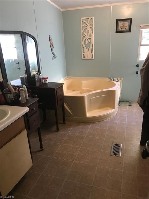 1025 Sunny Ridge Road Walnut Cove, NC 27052 - Photo 14 of 20 Gallery Image 14