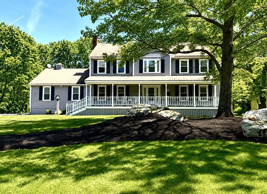 17 Fox Run Road Medway, MA 02053 - Photo 1 of 31 Gallery Image 1
