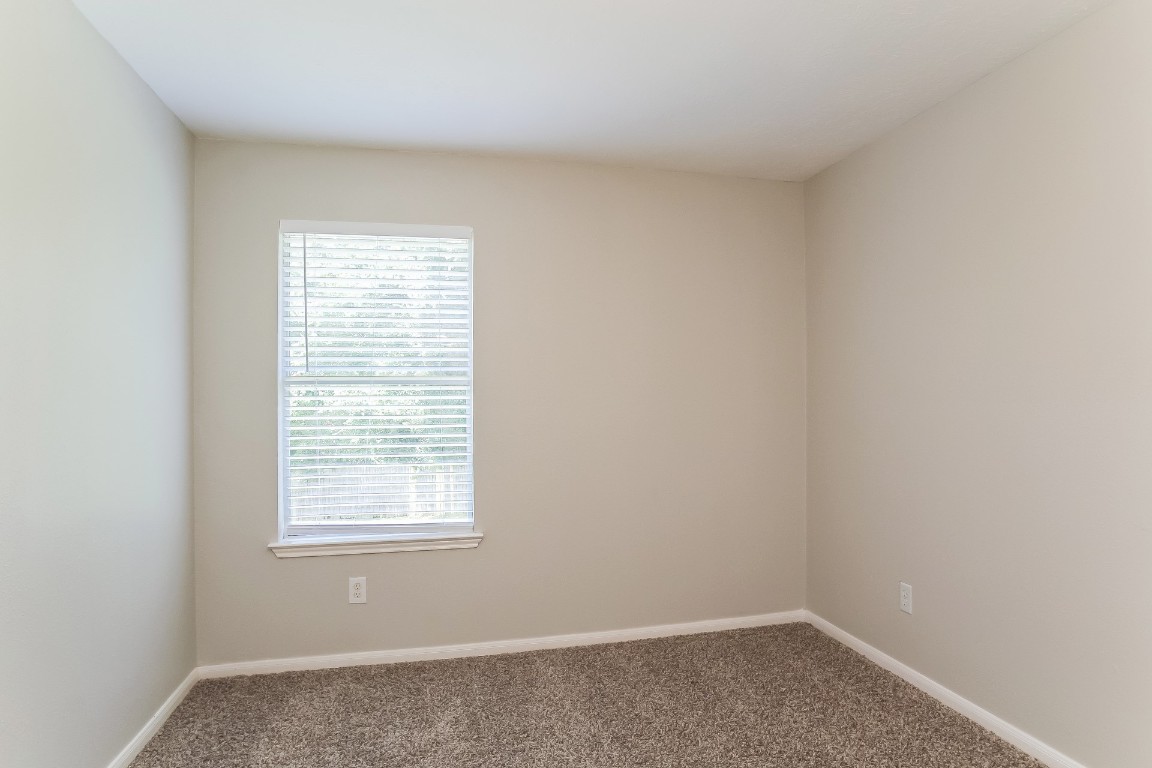 1910 Emerald Pathway Drive Spring, TX 77388 - Photo 13 of 17