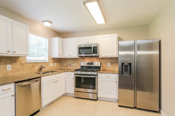 $1,750 | 1910 Emerald Pathway Drive, Spring, TX 77388