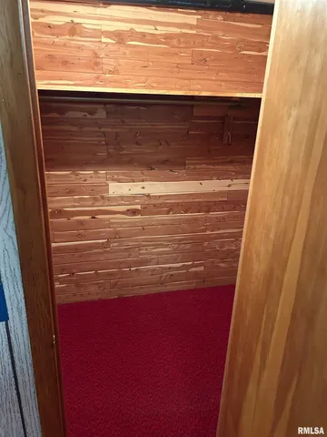 $160,000 | 306 East Poplar Street, Taylorville, IL 62568