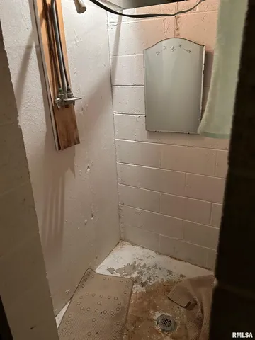 $160,000 | 306 East Poplar Street, Taylorville, IL 62568