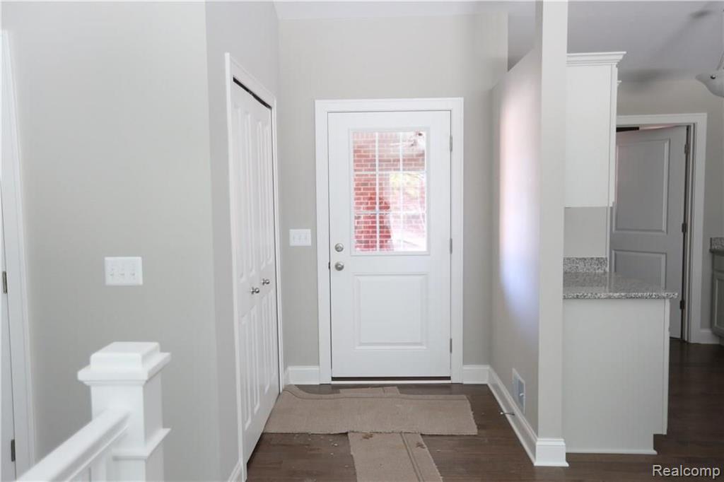 1884 Egret Point, Unit 34 Howell, MI 48843 - Photo 12 of 19 Gallery Image 12