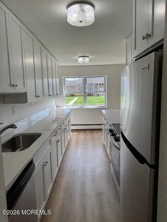 $2,400 | 35 Manchester Court, Unit D, Freehold, NJ 07728