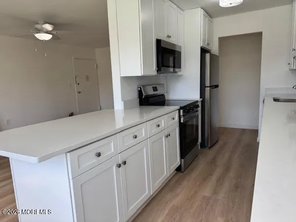 $2,400 | 35 Manchester Court, Unit D, Freehold, NJ 07728