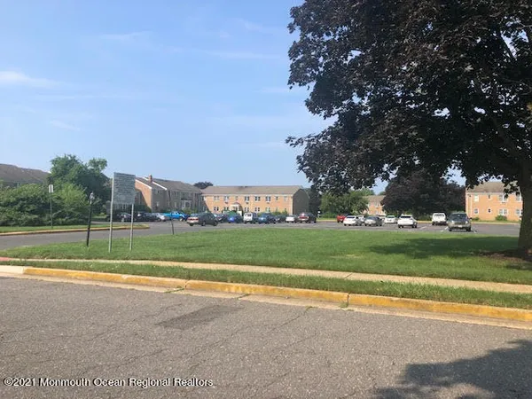 $2,400 | 35 Manchester Court, Unit D, Freehold, NJ 07728