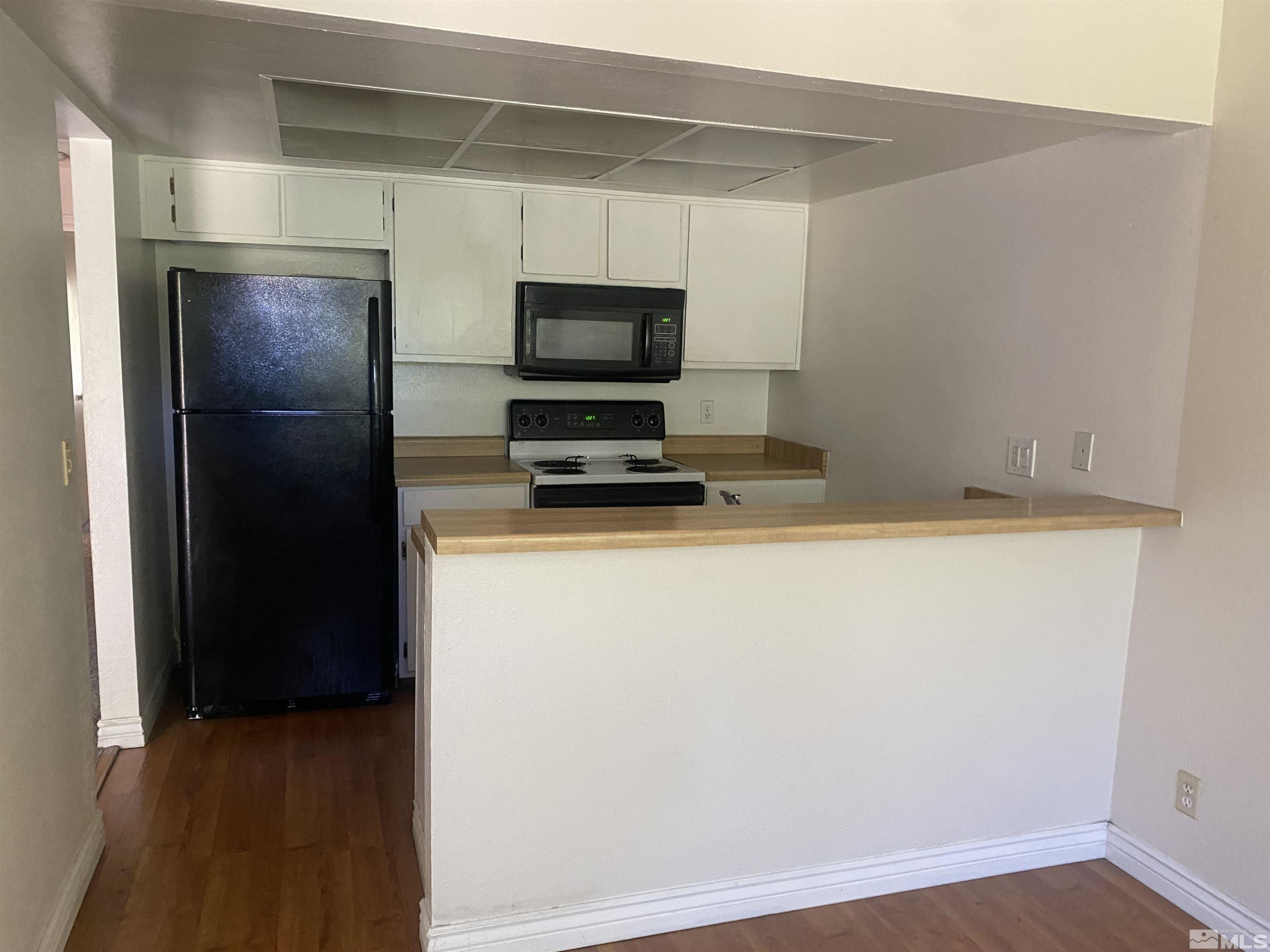 2369 Roundhouse Road Sparks, NV 89431 - Photo 3 of 11 Photo 3