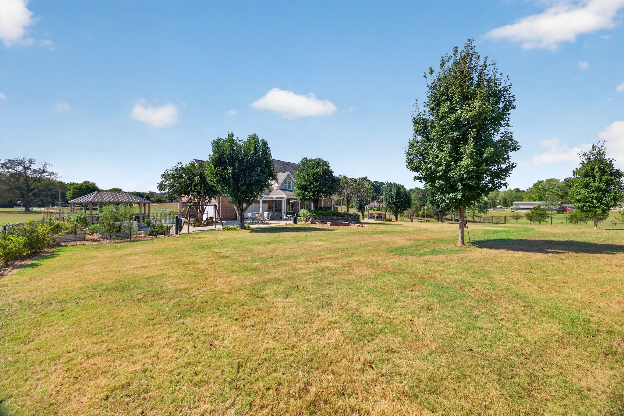 346 Parkway Road Tullahoma, TN 37388 - Photo 15 of 83 Gallery Image 15