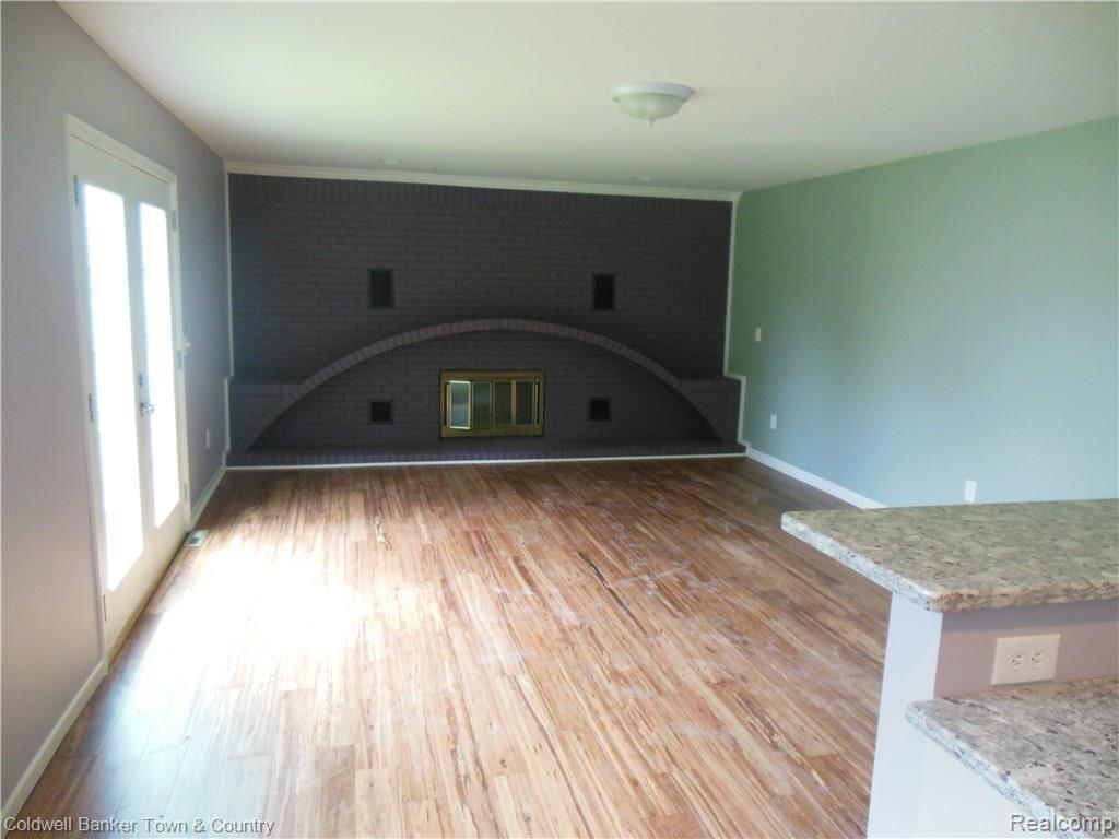 3348 Golf Club Road Howell, MI 48843 - Photo 6 of 7
