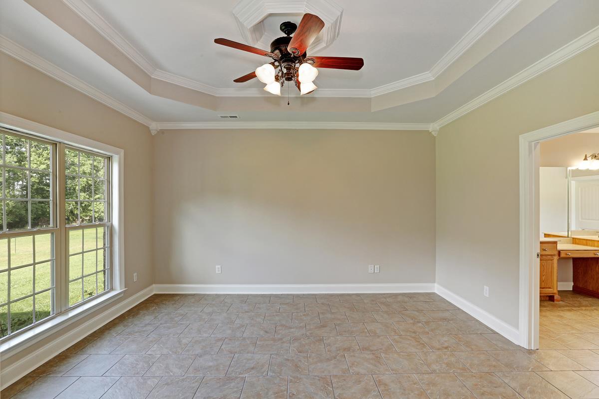 28352 Thach Road Toney, AL 35773 - Photo 5 of 27