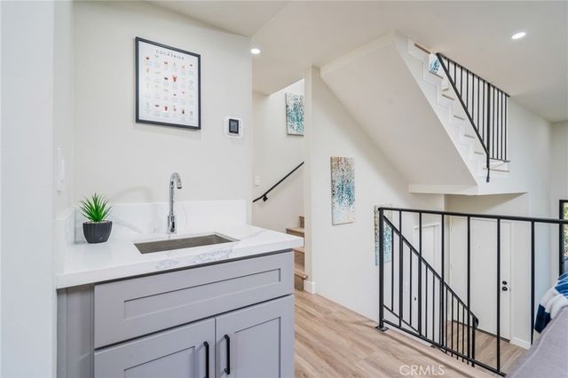 $860,000 | 1832 Oak Tree Drive, Unit 8, Los Angeles, CA 90041