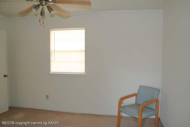 2811 John Drive Amarillo, TX 79110 - Photo 6 of 13 Master Bedroom