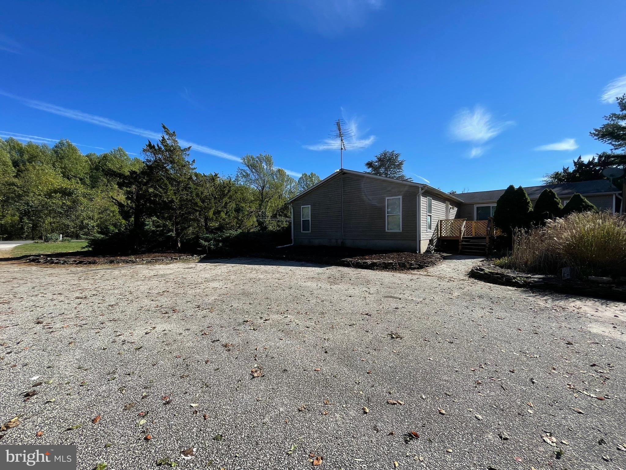 995 Parvin Mill Road Elmer, NJ 08318 - Photo 2 of 27